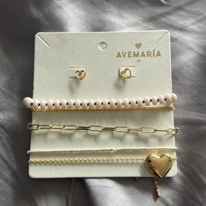 NWT AVEMARIA gold Jewerly set
